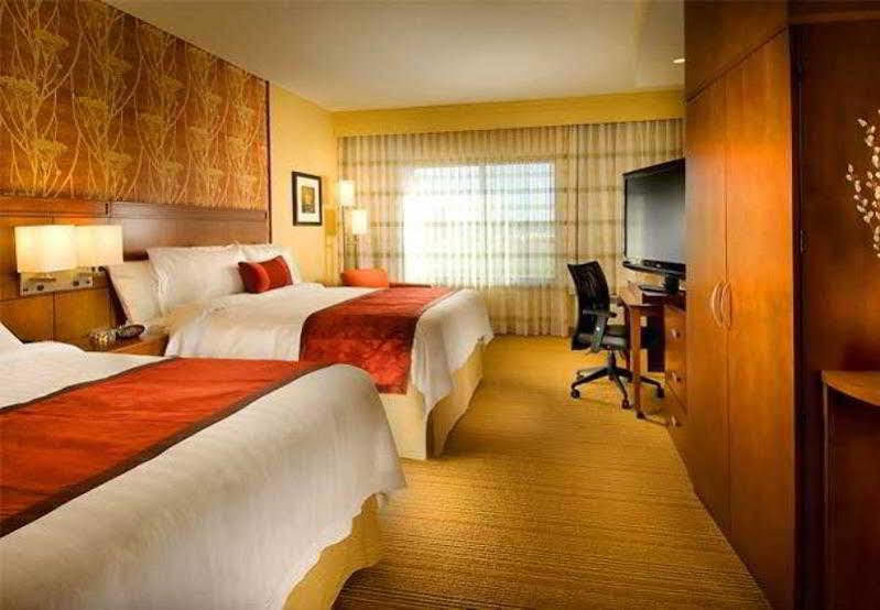 Courtyard By Marriott Уичита Фолс Екстериор снимка